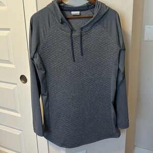 Ladies Columbia Lightweight Activewear long hoodie size L - like new!